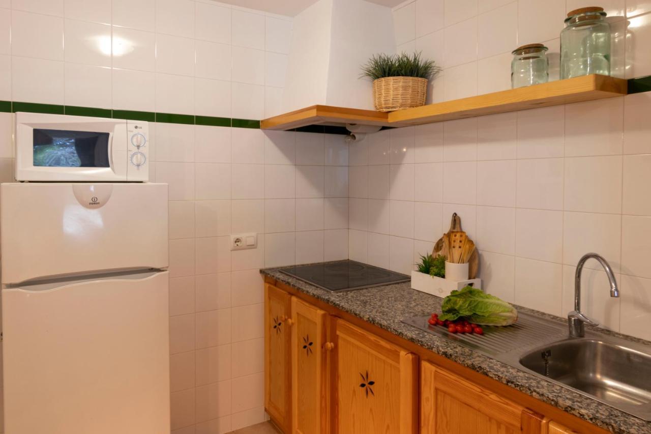 Apartamento Ponent 6 Cala Blanca  Bagian luar foto