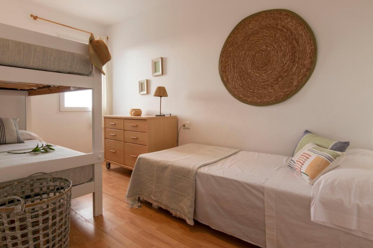 Apartamento Ponent 6 Cala Blanca  Bagian luar foto