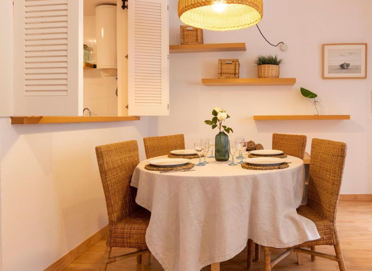 Apartamento Ponent 6 Cala Blanca  Bagian luar foto