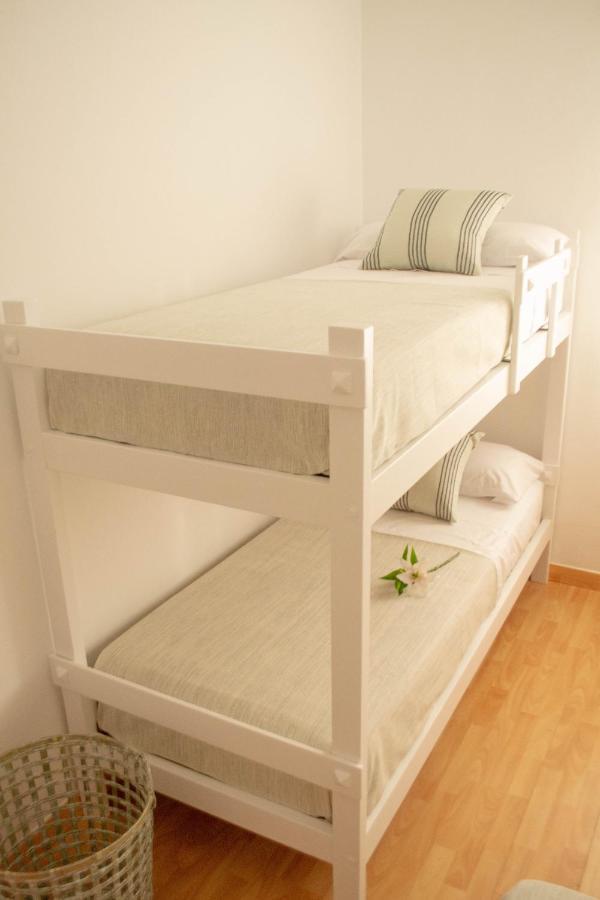Apartamento Ponent 6 Cala Blanca  Bagian luar foto